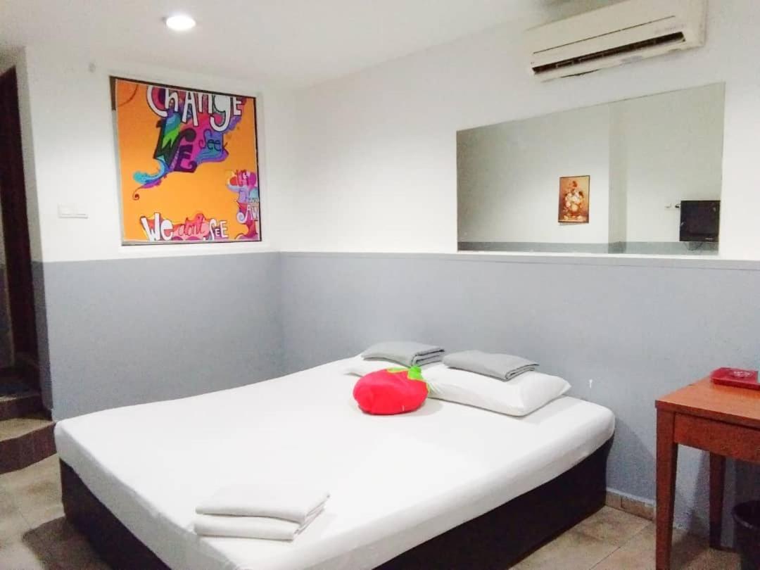 Ideal Hotel Sri Permaisuri Cheras Kuala Lumpur Bagian luar foto